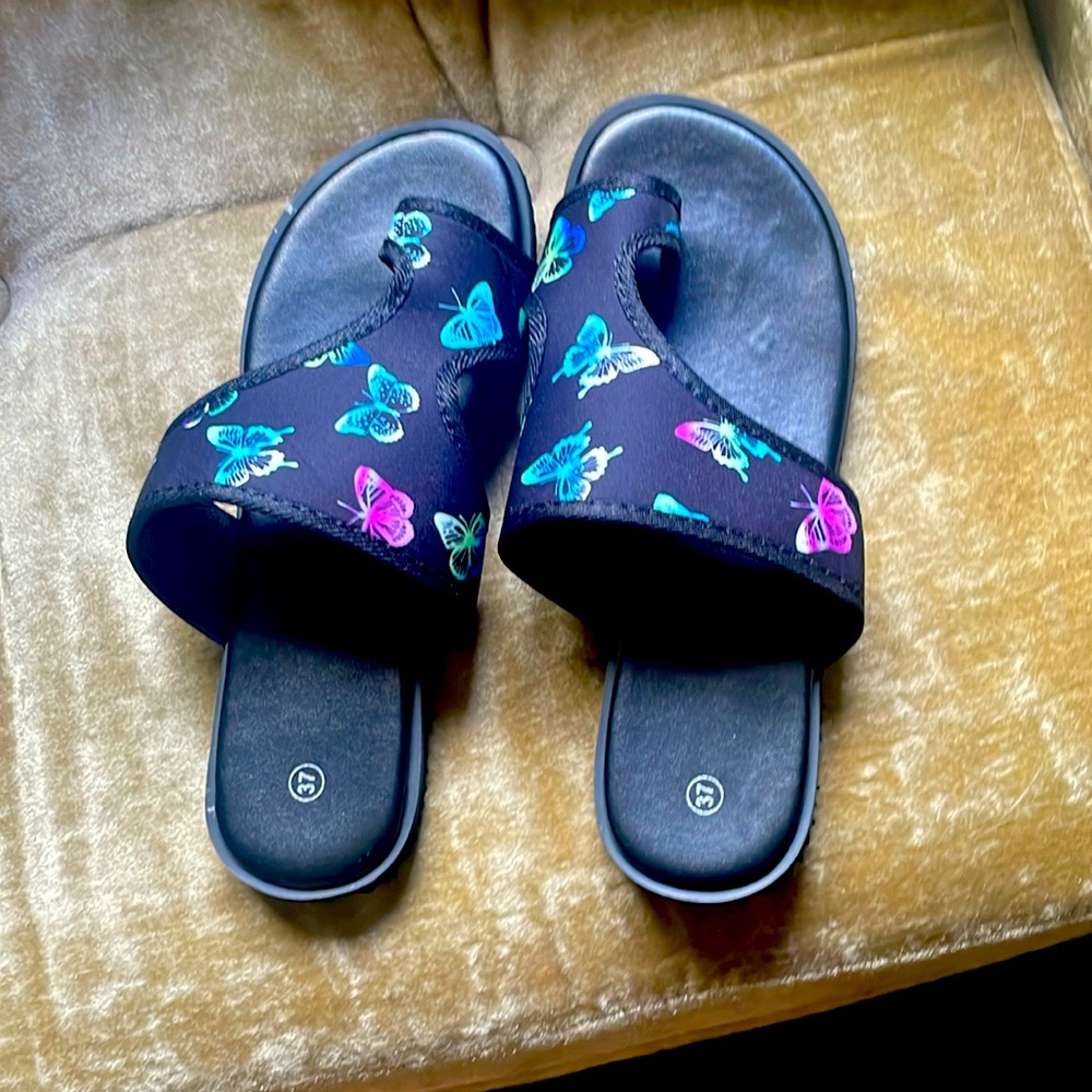 Flip Flops size 37= US6.5